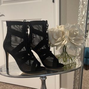 Verali  Brand New Black Suede Boots size 8